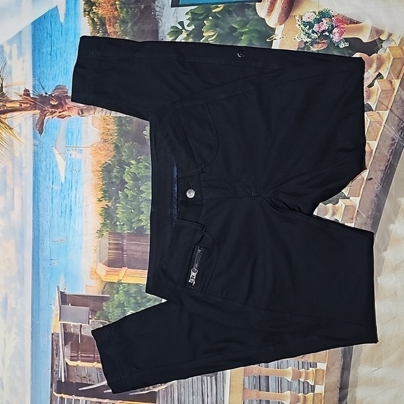 Lululemon Slim Fit Pants Size Small - Picture 1 of 5